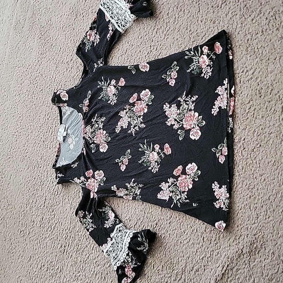 R&B Girl's Cold Shoulder Floral Top - Picture 1 of 8